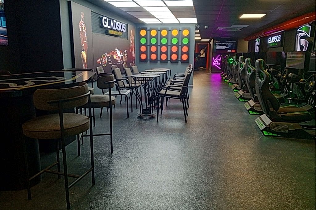 Poliüretan Reçine Zemin Kaplama Poliüretan Zemin Kaplama Uygulamalarımız